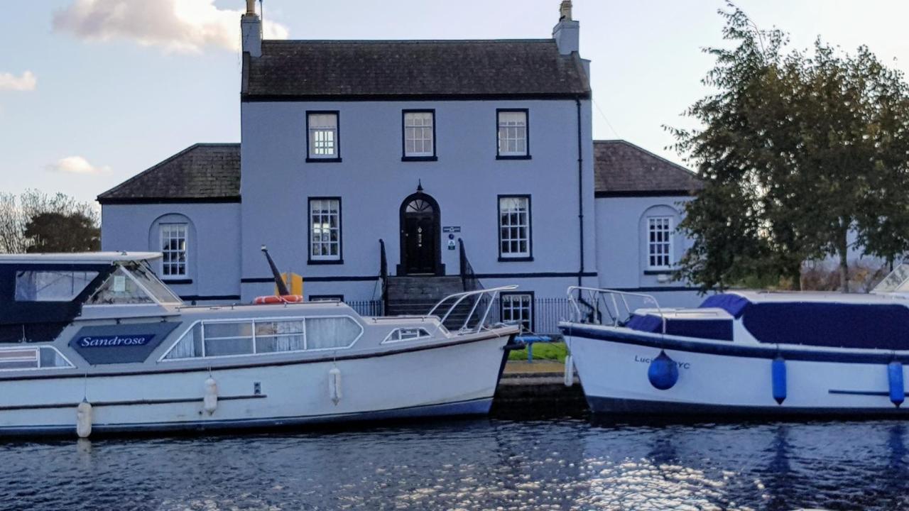 Bed and Breakfast The Harbour Masters House à Banagher Extérieur photo