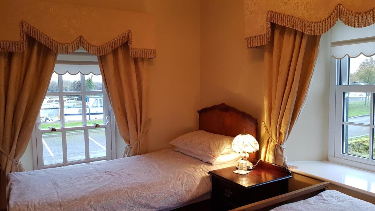 Bed and Breakfast The Harbour Masters House à Banagher Extérieur photo