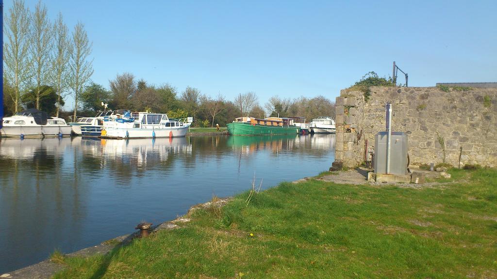 Bed and Breakfast The Harbour Masters House à Banagher Extérieur photo