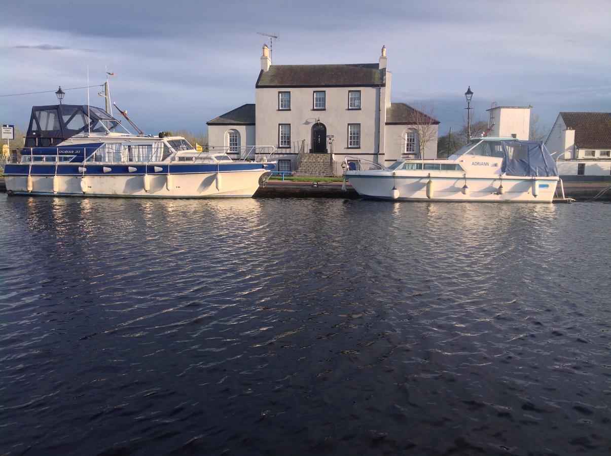 Bed and Breakfast The Harbour Masters House à Banagher Extérieur photo